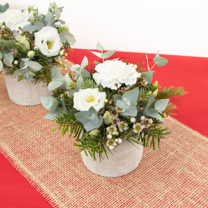 WHITE CHRISTMAS CENTERPIECE