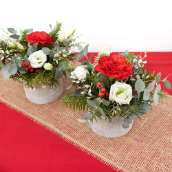 RED AND WHITE CHRISTMAS CENTERPIECE