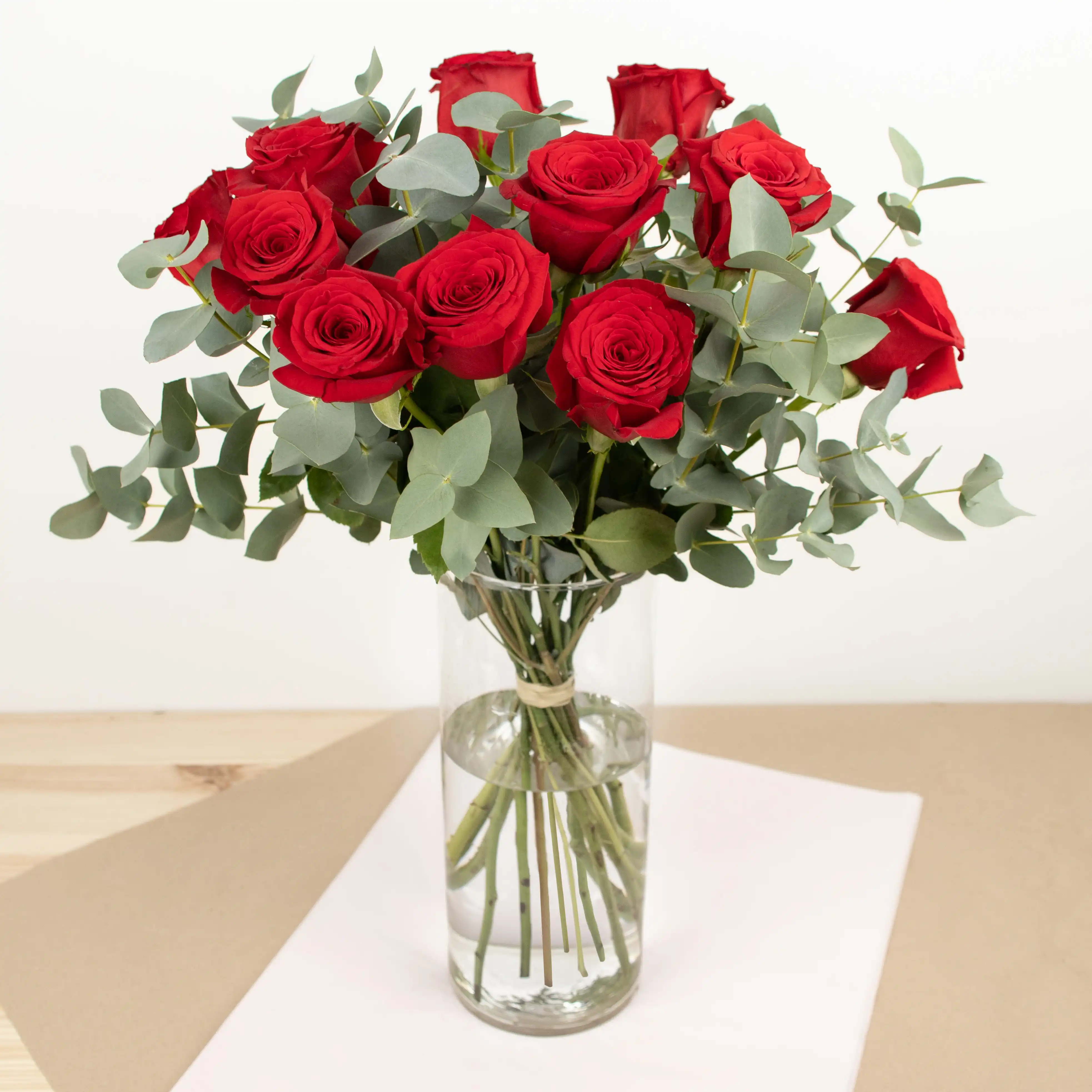 VALENTINE'S FLOWERS - RED ROSES